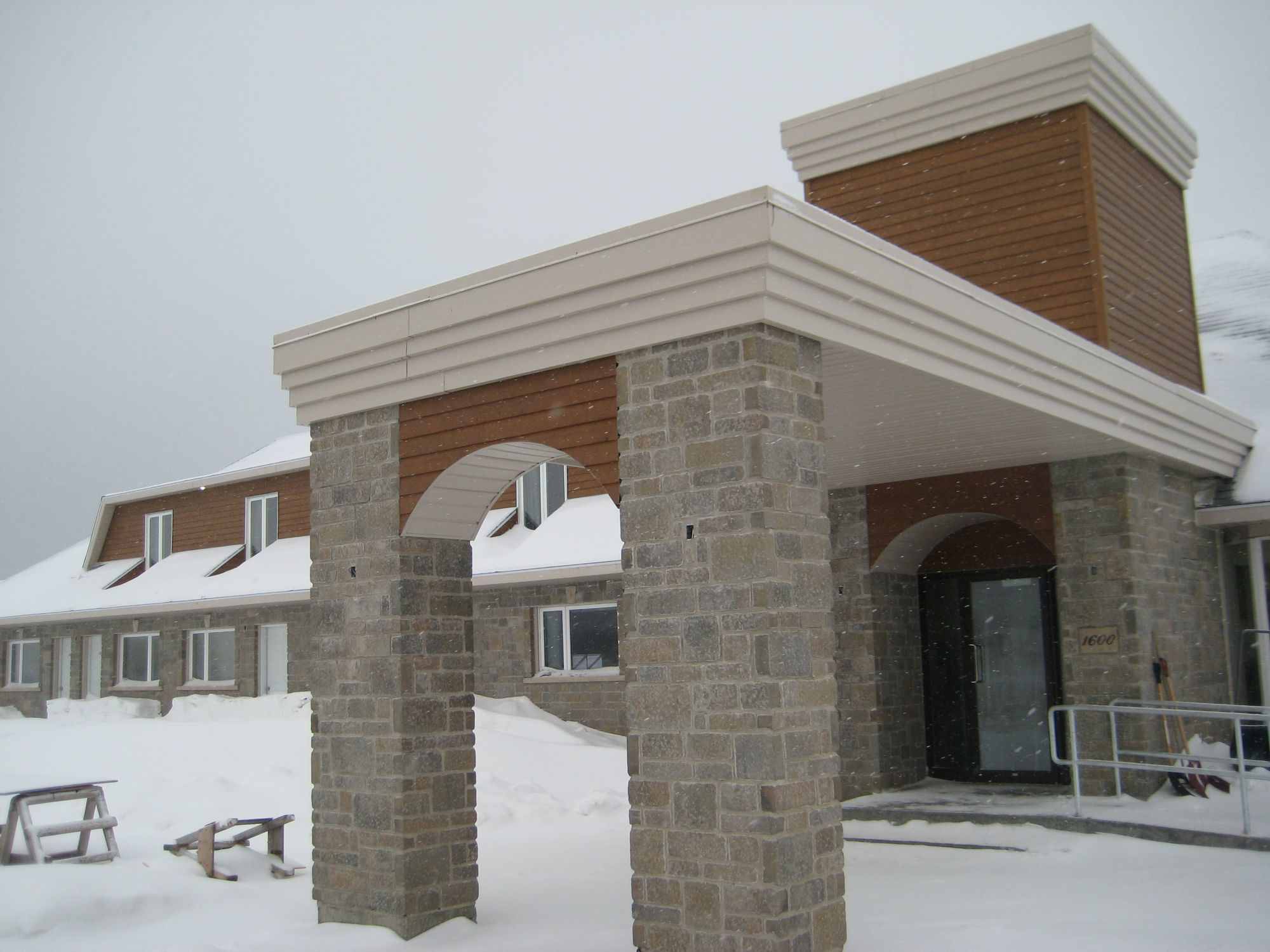 Hôtel Motel La Vigie Matane Esterno foto