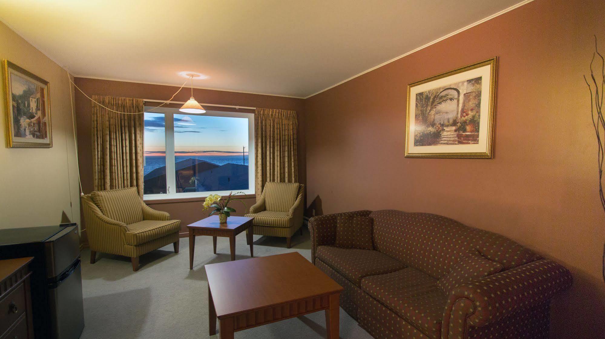 Hôtel Motel La Vigie Matane Esterno foto